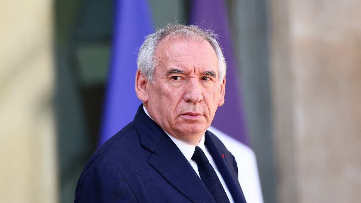 En plena turbulencia política, el jefe de Gobierno francés citó a las formaciones políticas a un encuentro decisivo previo al voto de confianza