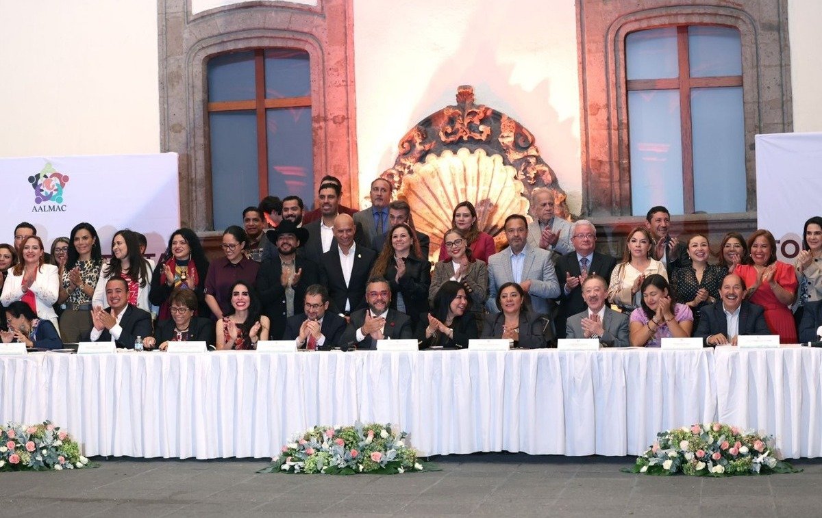 Autoridades de la Ciudad de México realizan juramento a grupo de coordinación a nivel estatal