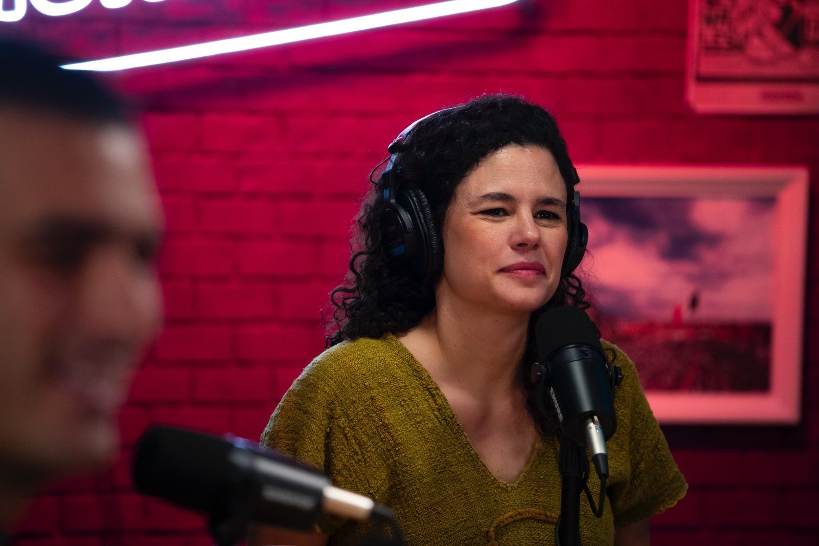 Luisa Alcalde califica como “lastre para México” la deuda heredada en Pemex por Calderón y Peña Nieto