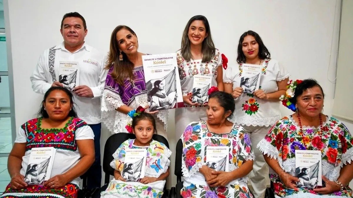 Mara Lezama fortalece a las mujeres mayas con la primera cartilla en su idioma