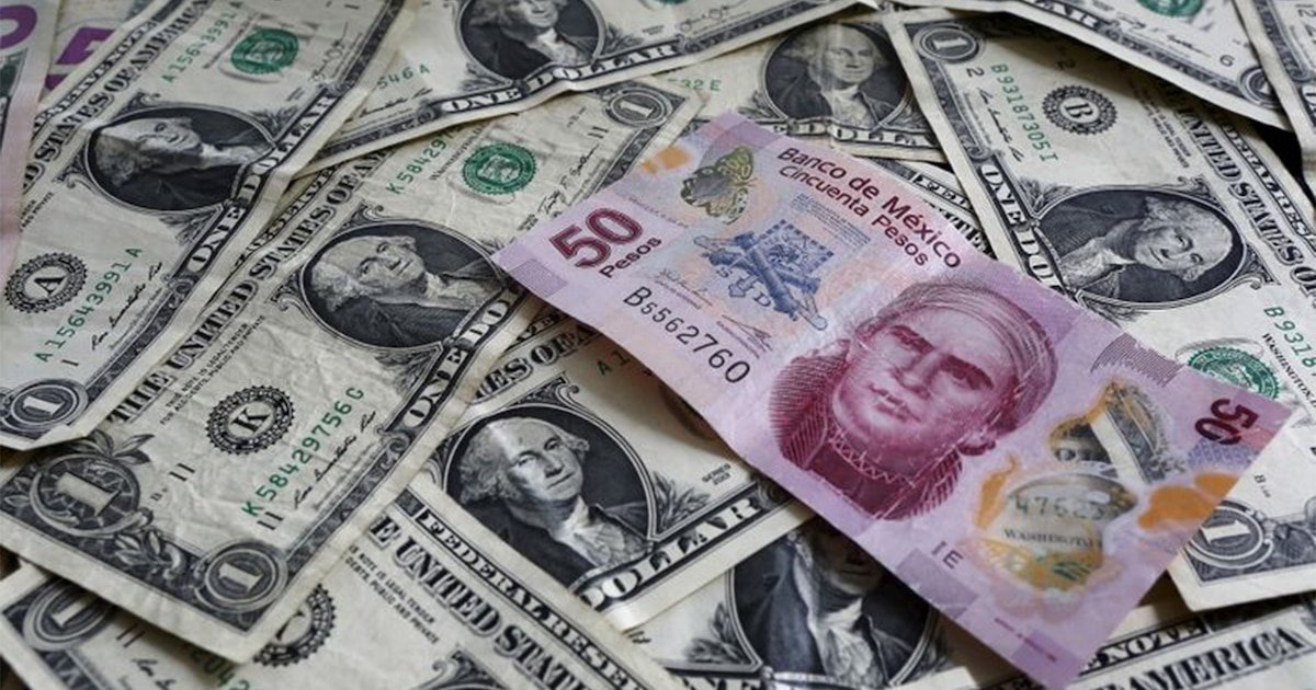 Dólar cierra en 18.35 pesos: estabilidad y retos para México ante políticas de Trump