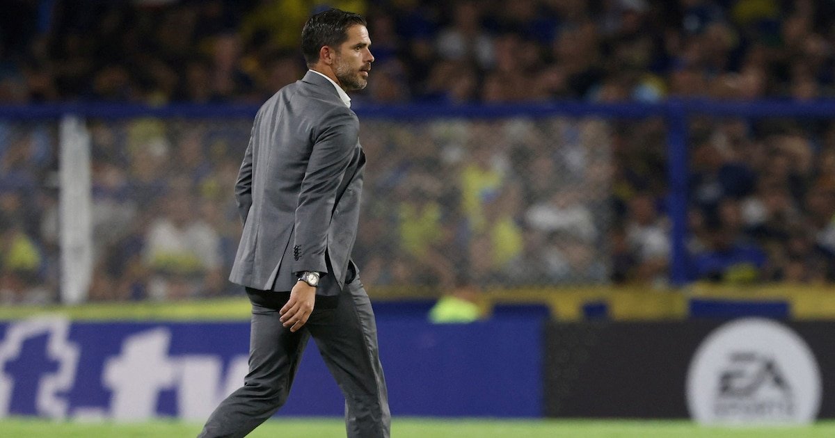 Necaxa Da Portazo a Fernando Gago: Adiós sin Gracias