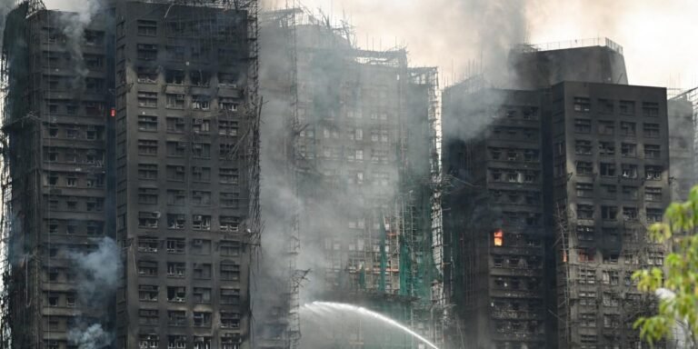 27/11, 12:01:04, 1.png