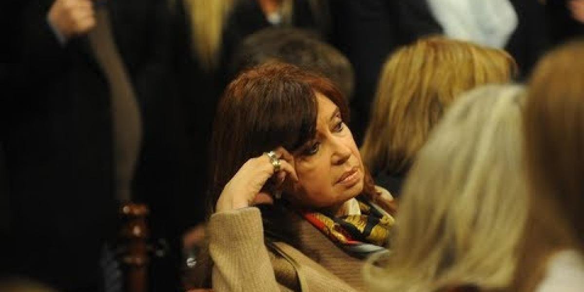 Cristina Kirchner señalada como reina de los sobornos en megajuicio argentino