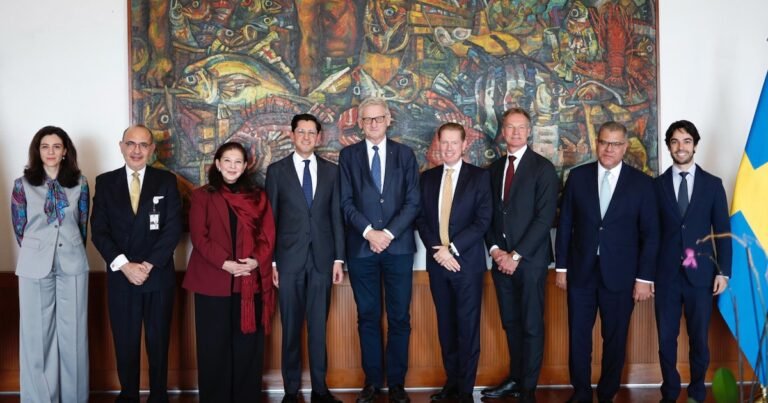 02/12, 19:01:43, 2.png