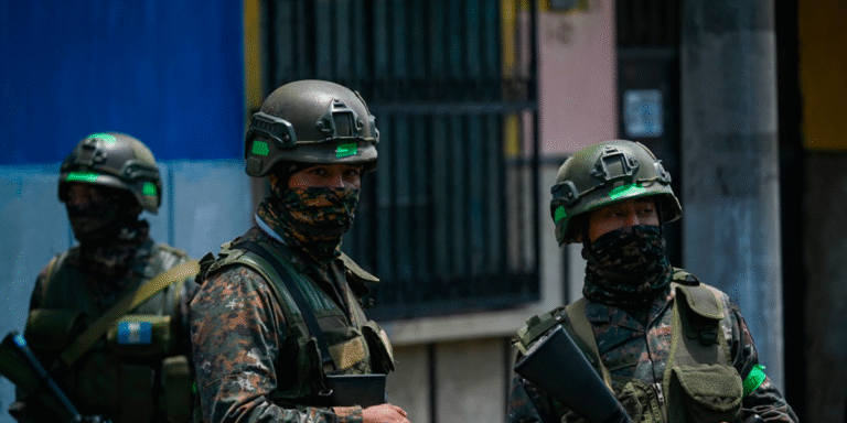 08/12, 14:00:48, 1.png