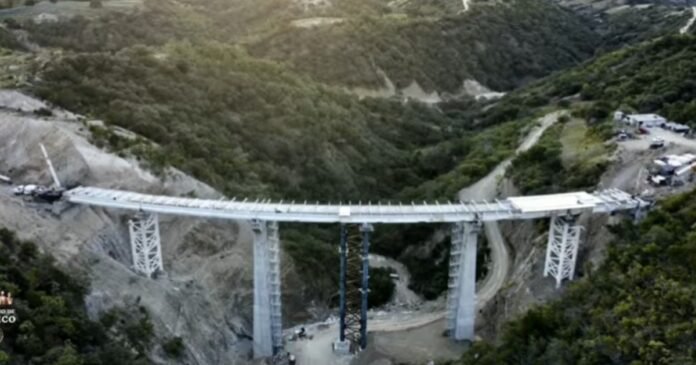 08/12, 17:07:14, 2.png