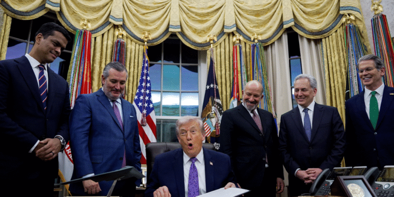 12/12, 11:42:07, 8.png