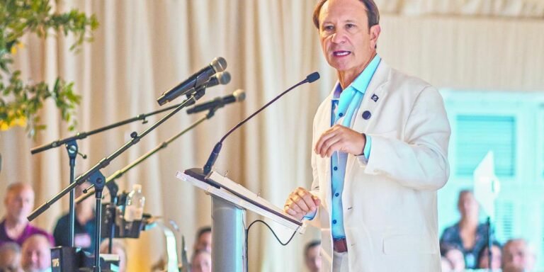 23/12, 12:28:05, 3.png