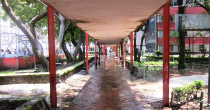 06/01, 18:15:27, 2.png