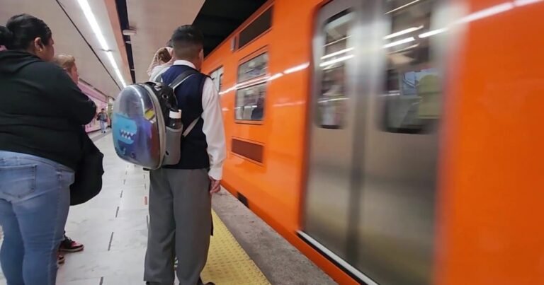 12/01, 12:23:05, 6.png