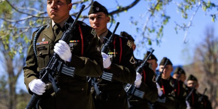 08/04, 19:00:35, 2.png