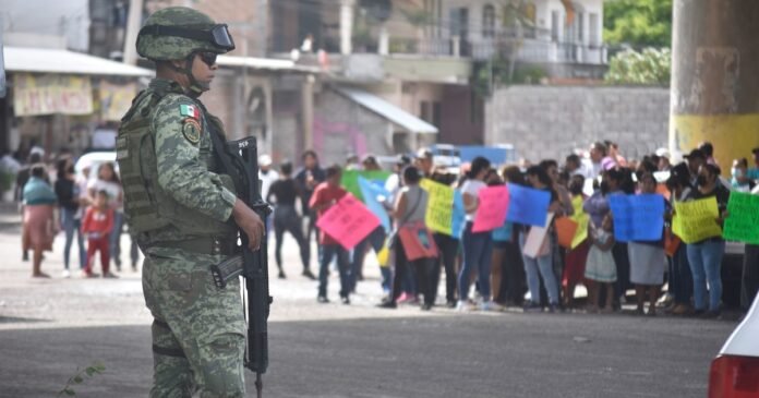 17/04, 11:01:00, 2.png